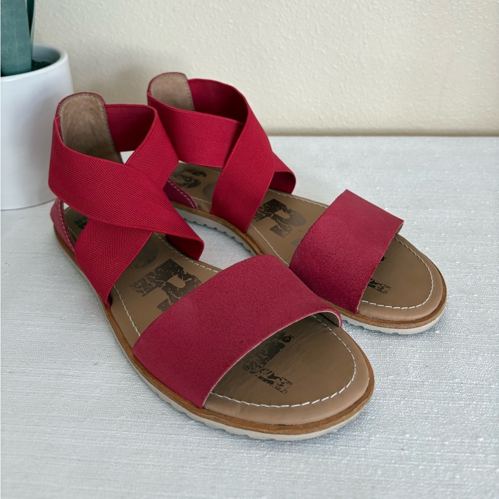 SOREL Ella Red Suede Elastic Slip In Sandals Women’s 7.5